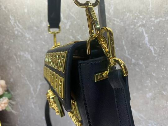 Fendi F0670 21cm CN (14)