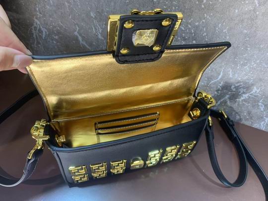Fendi F0670 21cm CN (18)