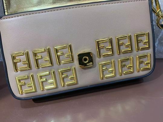 Fendi F0670 21cm CN (7)