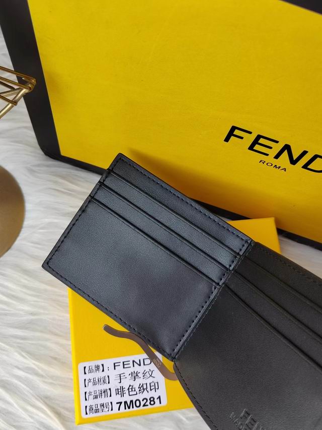 Fendi F7MO281 11.5x8.5x1.5cm zy (26)