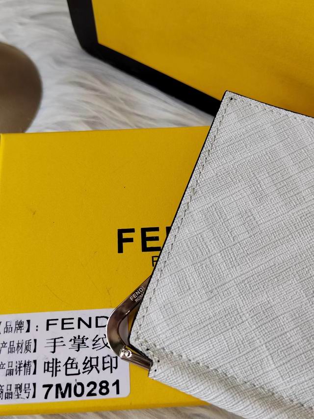 Fendi F7MO281 11.5x8.5x1.5cm zy (9)