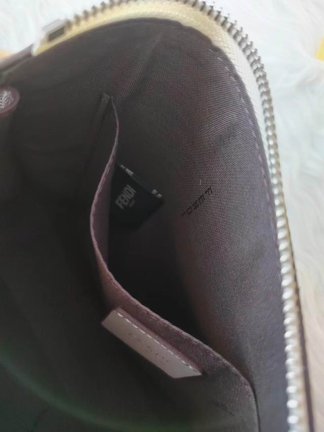 Fendi F7VA491 27x20x6cm zy (9)