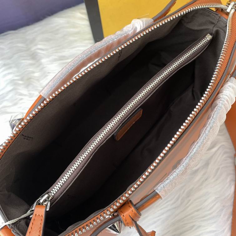 Fendi F8BL146A 27x15x13cm zy (9)