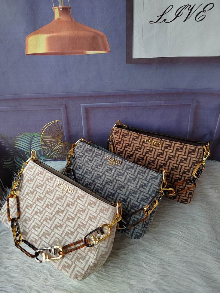 Fendi F8BR805 36x23.5x14cm zy (1)