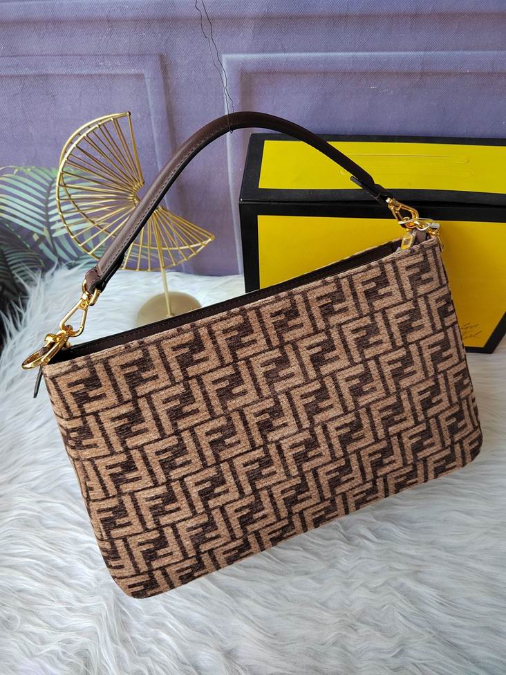 Fendi F8BR805 36x23.5x14cm zy (12)