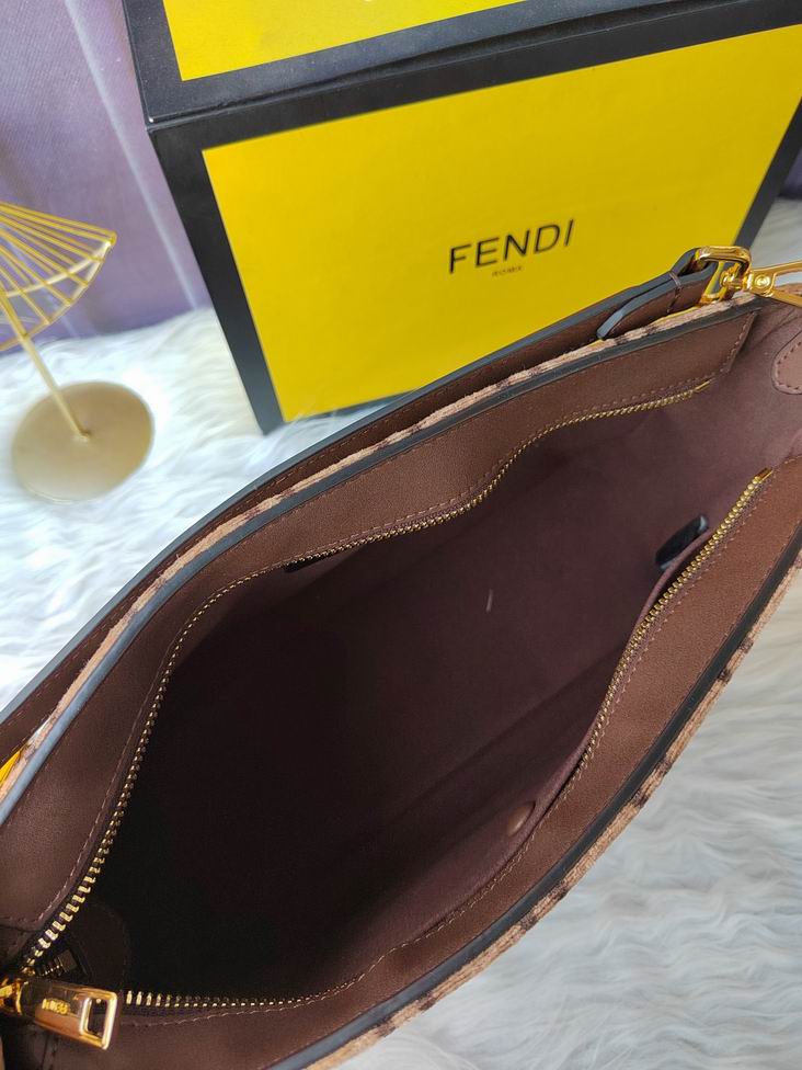 Fendi F8BR805 36x23.5x14cm zy (16)