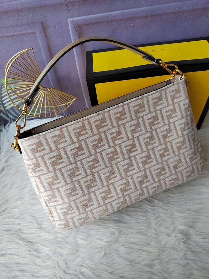 Fendi F8BR805 36x23.5x14cm zy (21)