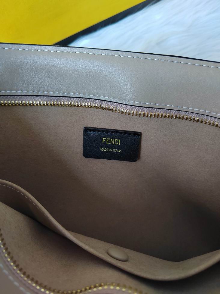 Fendi F8BR805 36x23.5x14cm zy (26)
