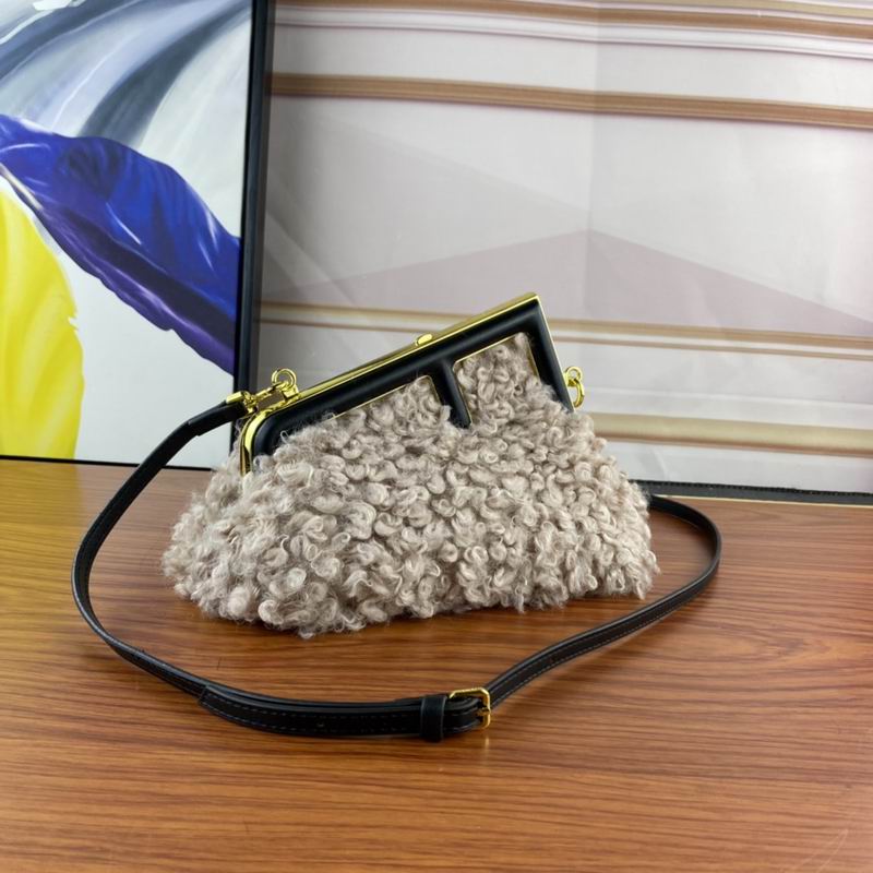 Fendi First 0856 26cm ww (2)