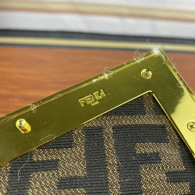 Fendi First 0856 26cm ww (22)