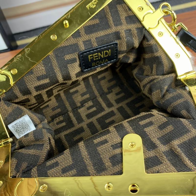 Fendi First 0856 26cm ww (8)