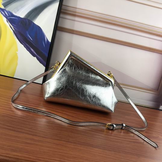 Fendi First 0856 26x18x9.5cm ww (3)