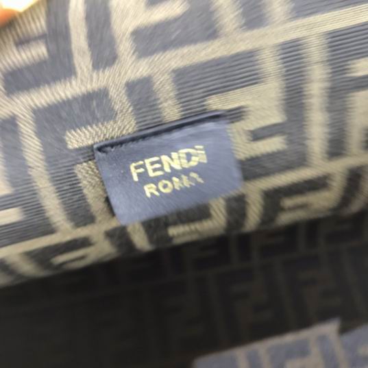 Fendi First 0856 32.5x23.5x15cm ww (9)