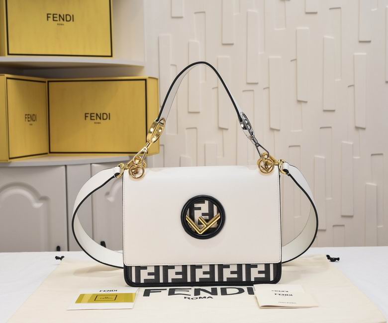 Fendi Kan 8806 25x18x10cm ww (10)