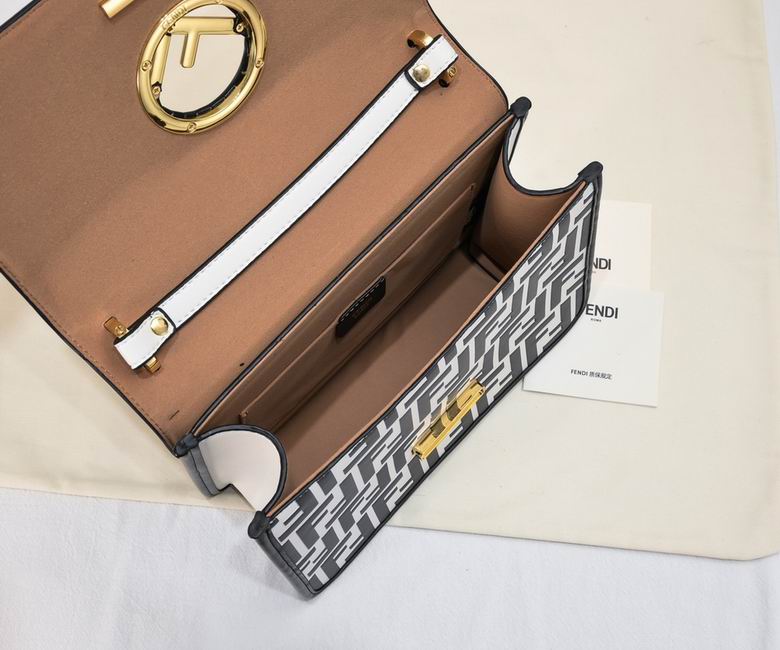 Fendi Kan 8806 25x18x10cm ww (18)