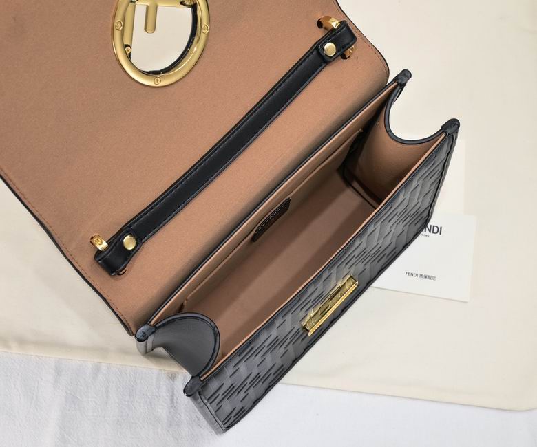 Fendi Kan 8806 25x18x10cm ww (36)