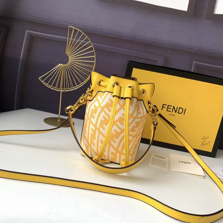 Fendi Mon Tresor 18x12x10cm zy1 (2)