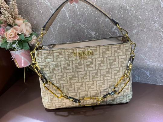 Fendi OLock Swing F0664 38cm CN (20)