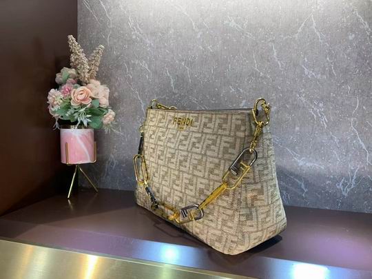 Fendi OLock Swing F0664 38cm CN (21)