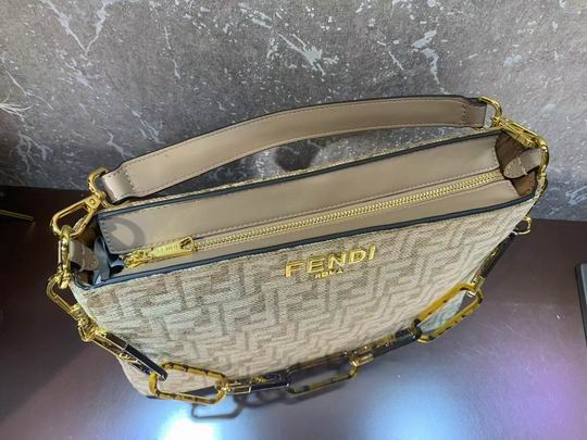 Fendi OLock Swing F0664 38cm CN (25)