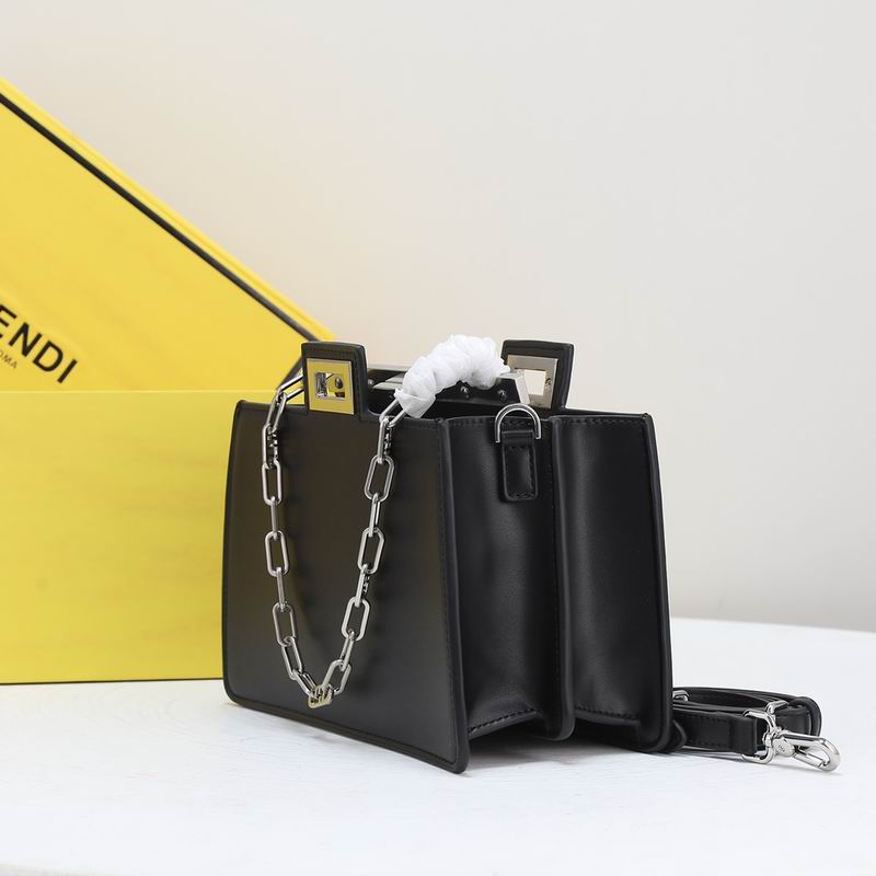 Fendi Peekaboo F0676 23cm ww (30)