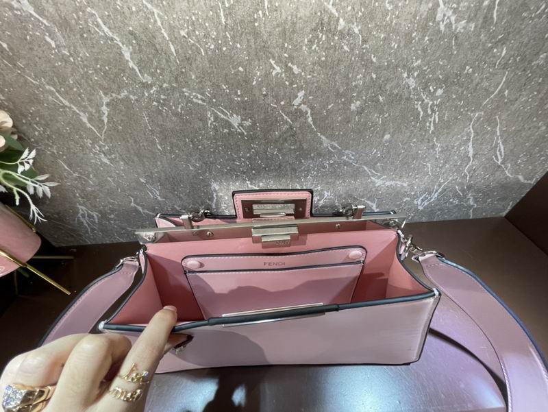 Fendi Peekaboo F0678光面 33cm CN (12)