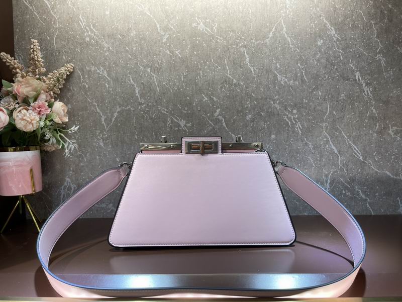 Fendi Peekaboo F0678光面 33cm CN (13)