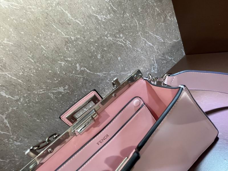 Fendi Peekaboo F0678光面 33cm CN (15)