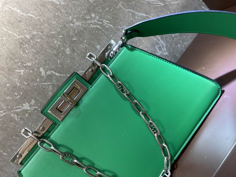 Fendi Peekaboo F0678光面 33cm CN (30)