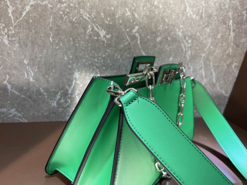 Fendi Peekaboo F0678光面 33cm CN (34)