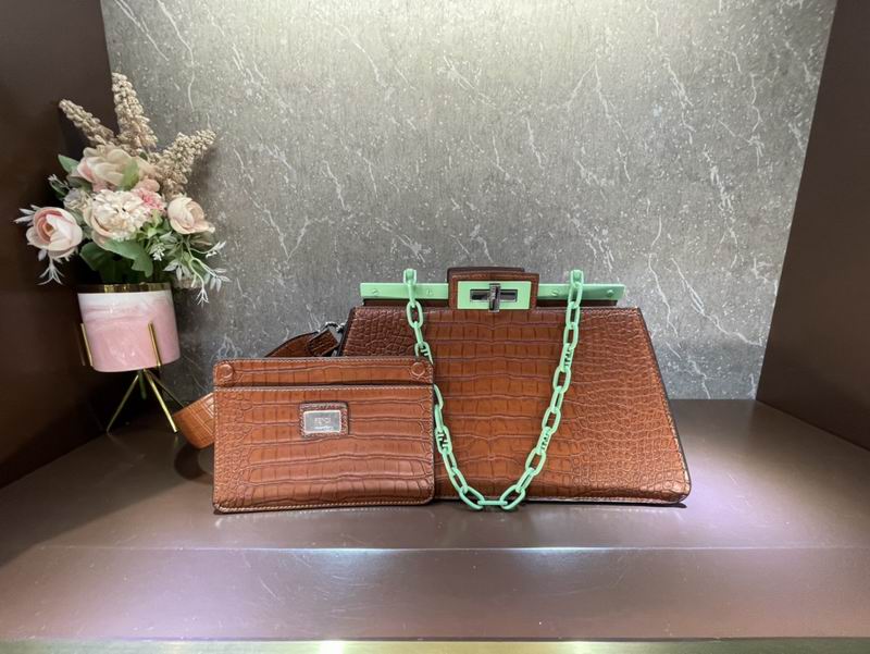 Fendi Peekaboo F0678 33cm CN (10)
