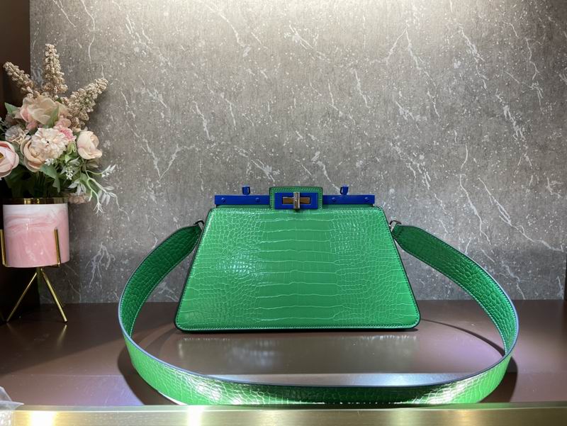 Fendi Peekaboo F0678 33cm CN (20)