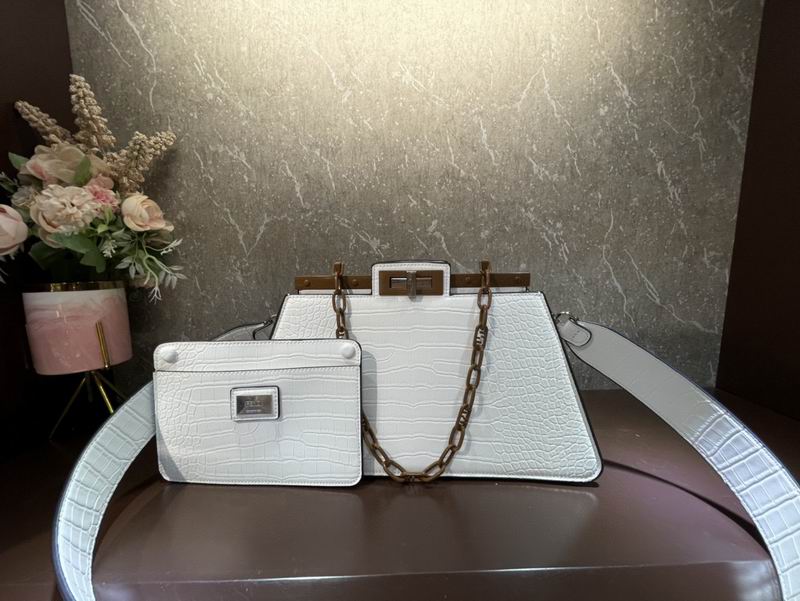 Fendi Peekaboo F0678 33cm CN (29)