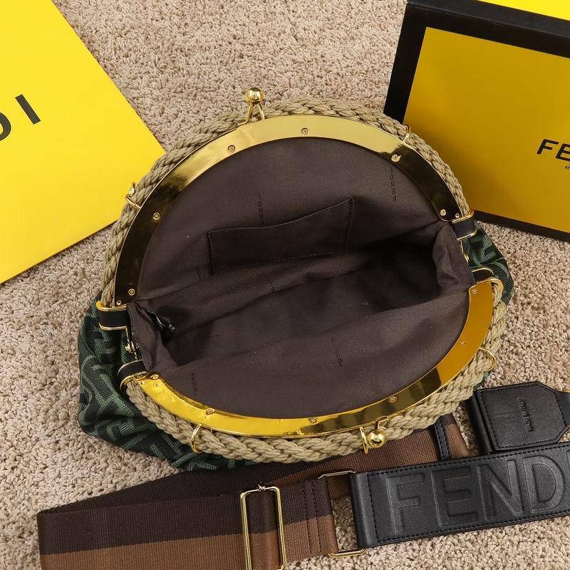 Fendi Shell 7739 42x21x15cm ww (10)