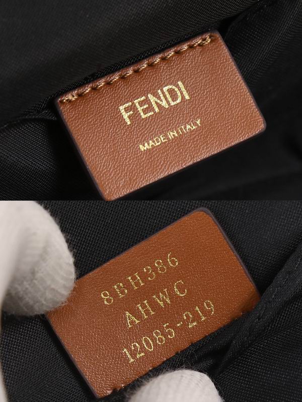 Fendi Shell 7739 42x21x15cm ww (17)