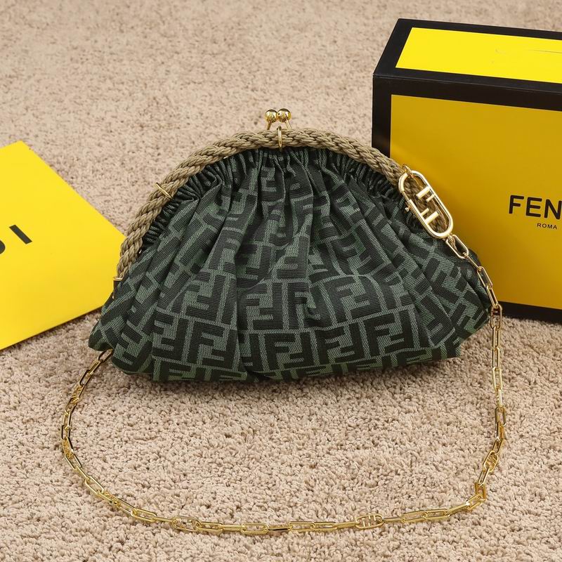 Fendi Shell 7739 42x21x15cm ww (3)