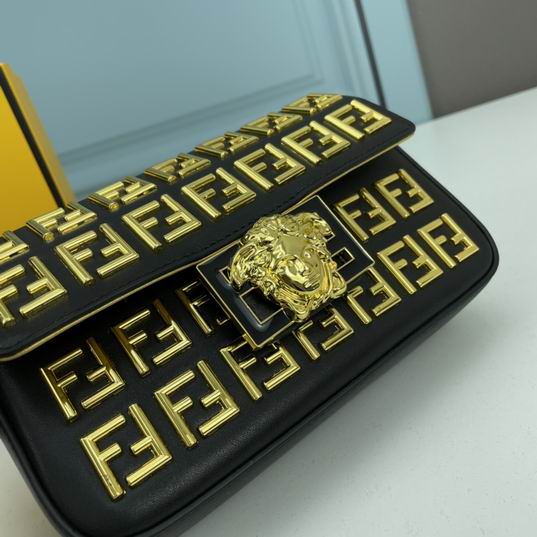 Fendi Versace联名款20x13x5cm ww (6)