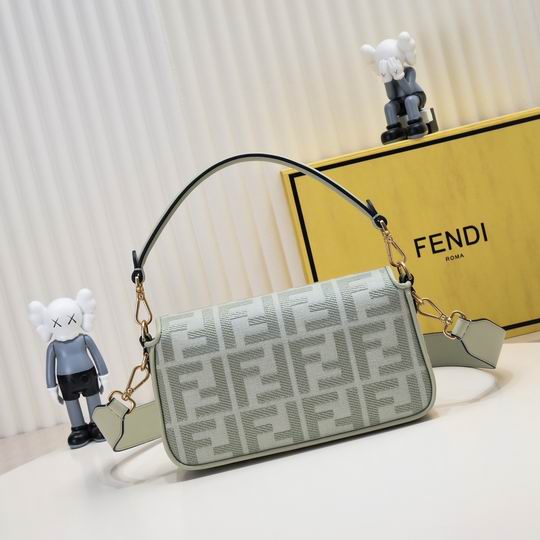 Fendi Vertigo 2301 26x15x6cm ww (12)