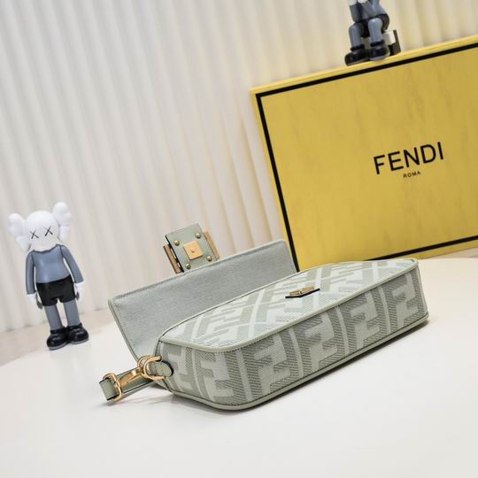 Fendi Vertigo 2301 26x15x6cm ww (13)