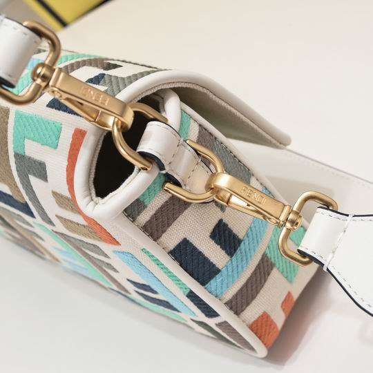 Fendi Vertigo 2301 26x15x6cm ww (5)