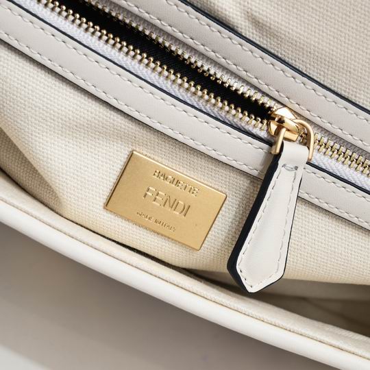 Fendi Vertigo 2301 26x15x6cm ww (8)