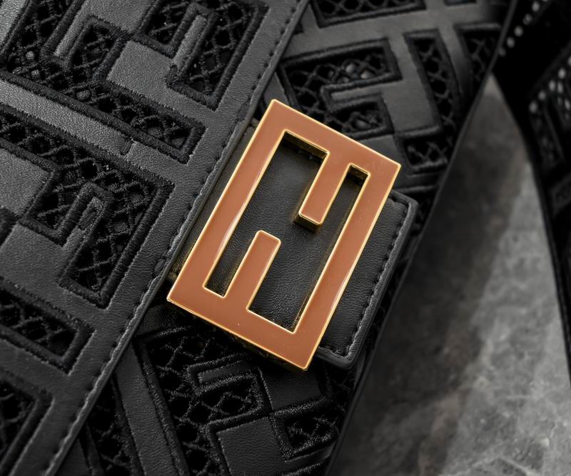 Fendi baguette 3375 28x6x14cm ww (23)
