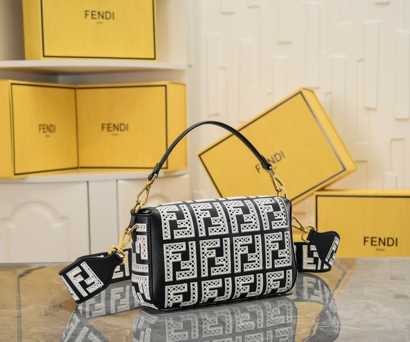 Fendi baguette 3375 28x6x14cm ww (38)