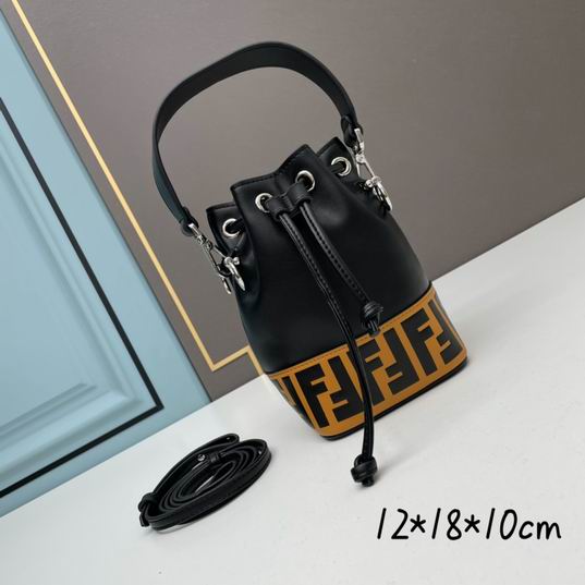 Fendi bucket 12x18x10cm ww (1)