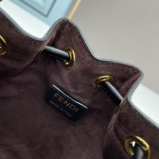 Fendi bucket 12x18x10cm ww (22)