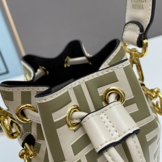 Fendi bucket 12x18x10cm ww (30)