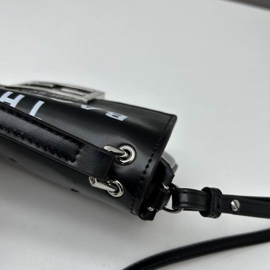 Fendi by Marc Jacobs 19x11x3cm ww (13)