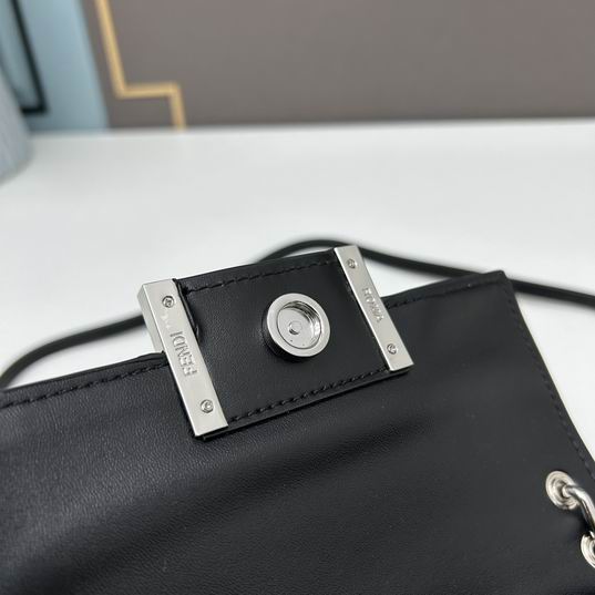 Fendi by Marc Jacobs 19x11x3cm ww (15)