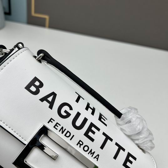 Fendi by Marc Jacobs 19x11x3cm ww (6)