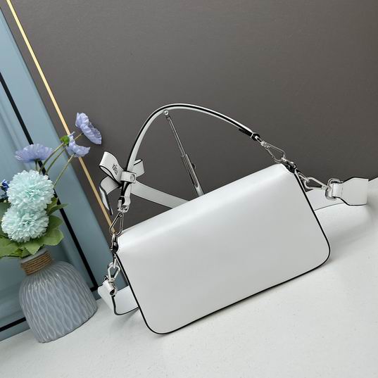 Fendi by Marc Jacobs 27x15x6cm ww (4)